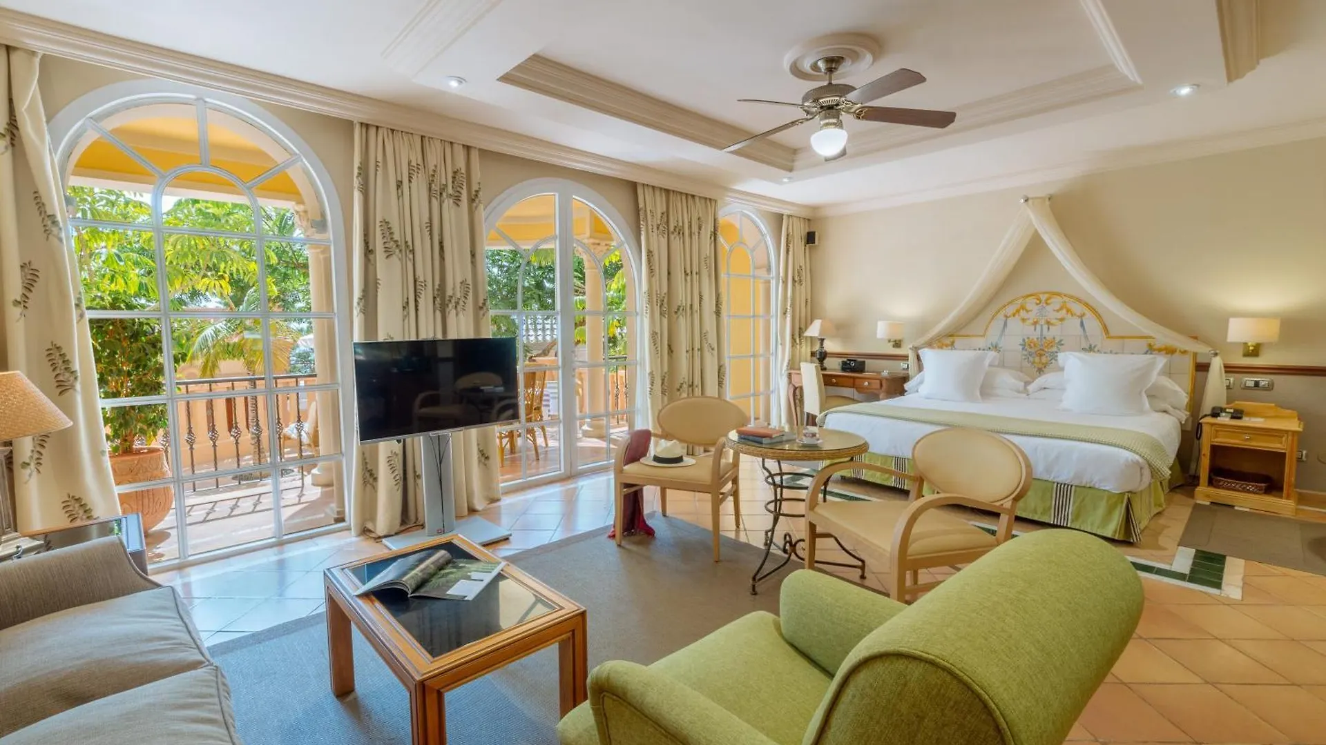 Hotel Bahía del Duque Costa Adeje