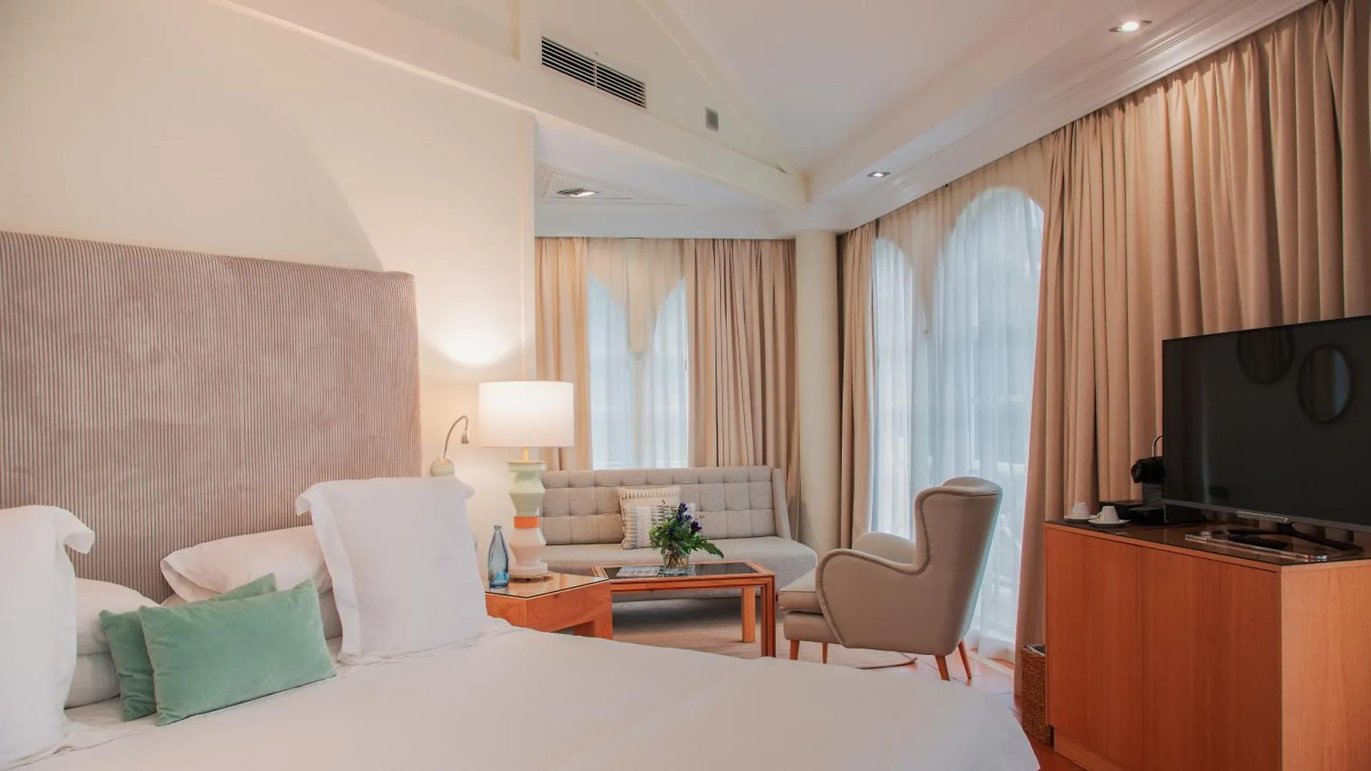 Hotel Bahía del Duque Costa Adeje  España