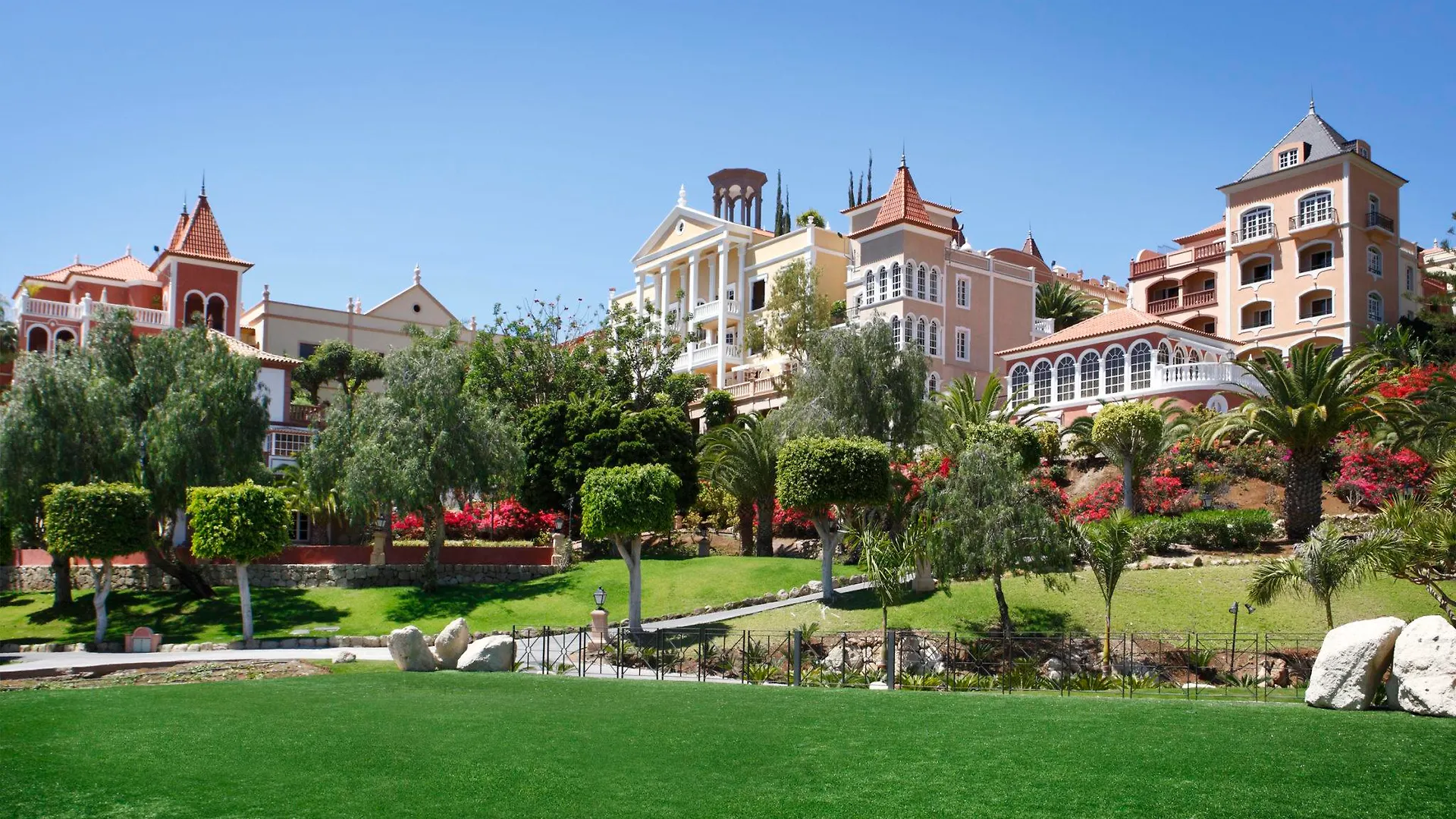 Отель Bahia Del Duque Адехе 5*,